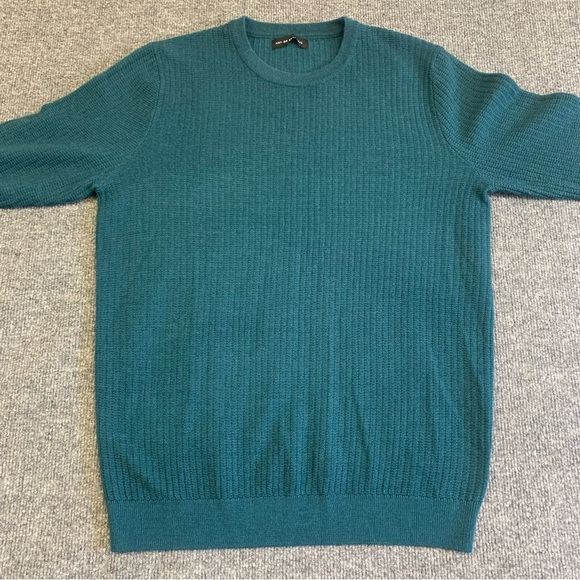 Lightweight Merino Wool Blend Men's Crewneck Sweater in Teal - Picture 6 of 7